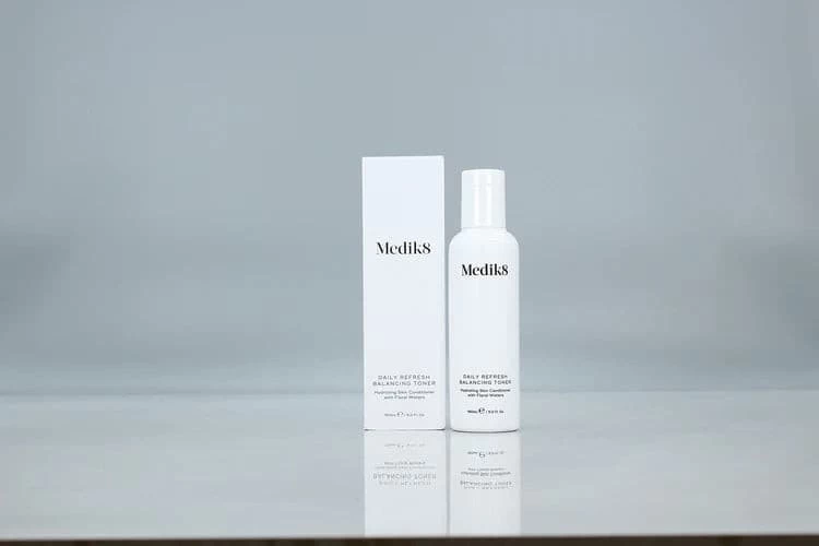 Medik8 Daily Refresh Balancing Toner 11 Medik8 Daily Refresh Balancing Toner - Image 11
