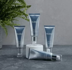 Medik8 Crystal Retinal 1 18 Medik8 Crystal Retinal 1 -Skin Care Store Medik8CrystalRetinalRange