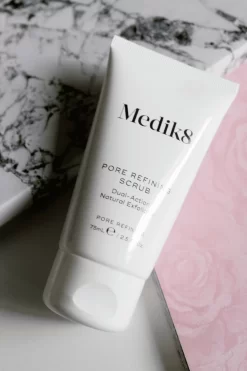 Medik8 Pore Refining Scrub -Skin Care Store wheretobuyMedik8PoreRefiningScrub